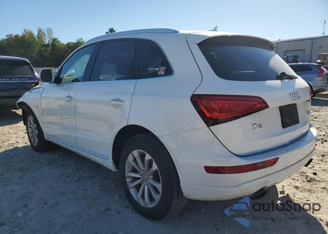 2015 Audi Q5 Premium Plus z USA, uszkodzony, nr VIN WA1LFAFP3FA056727